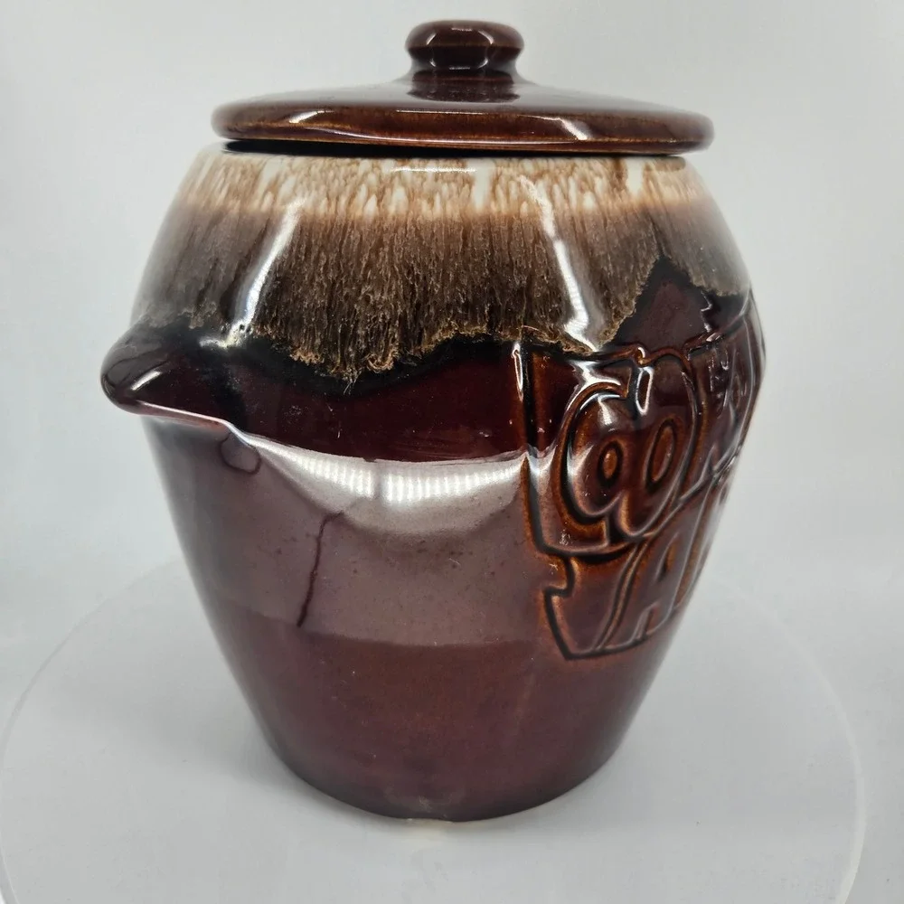 Vintage‎ McCoy USA Pottery Brown Drip Glaze Cookie Jar Lidded Bean Pot - Chipped